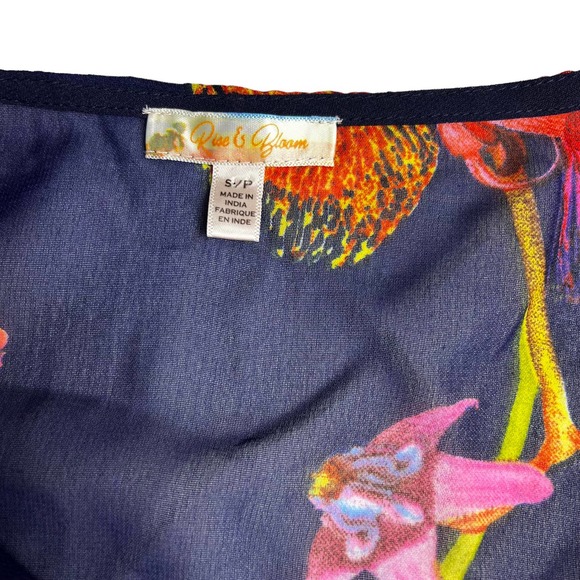 Rise and bloom boho beaded floral kimono top or cover up small - Picture 7 of 9